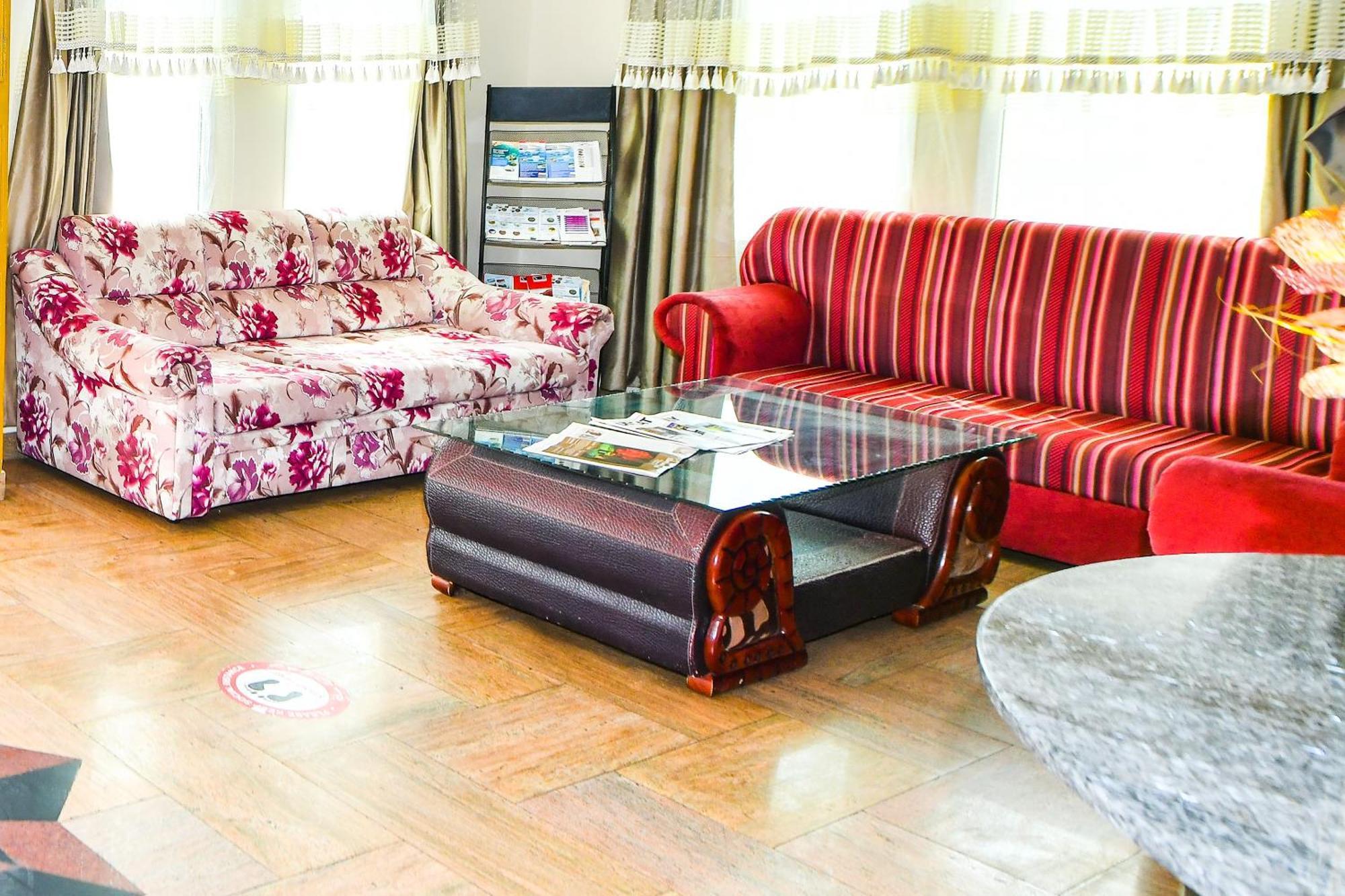 Oyo 137 Marina Hotel Muscat Luaran gambar