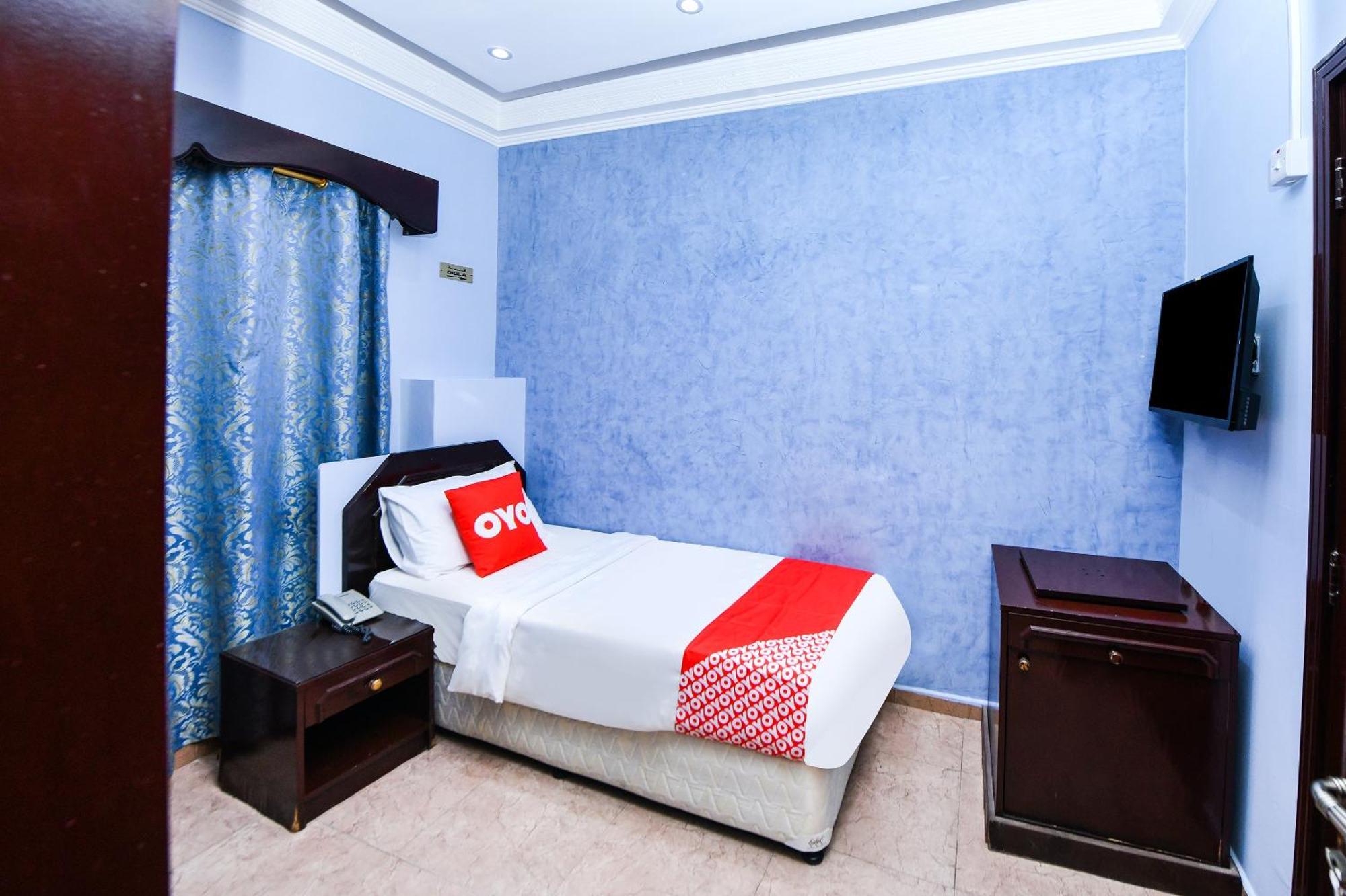 Oyo 137 Marina Hotel Muscat Luaran gambar