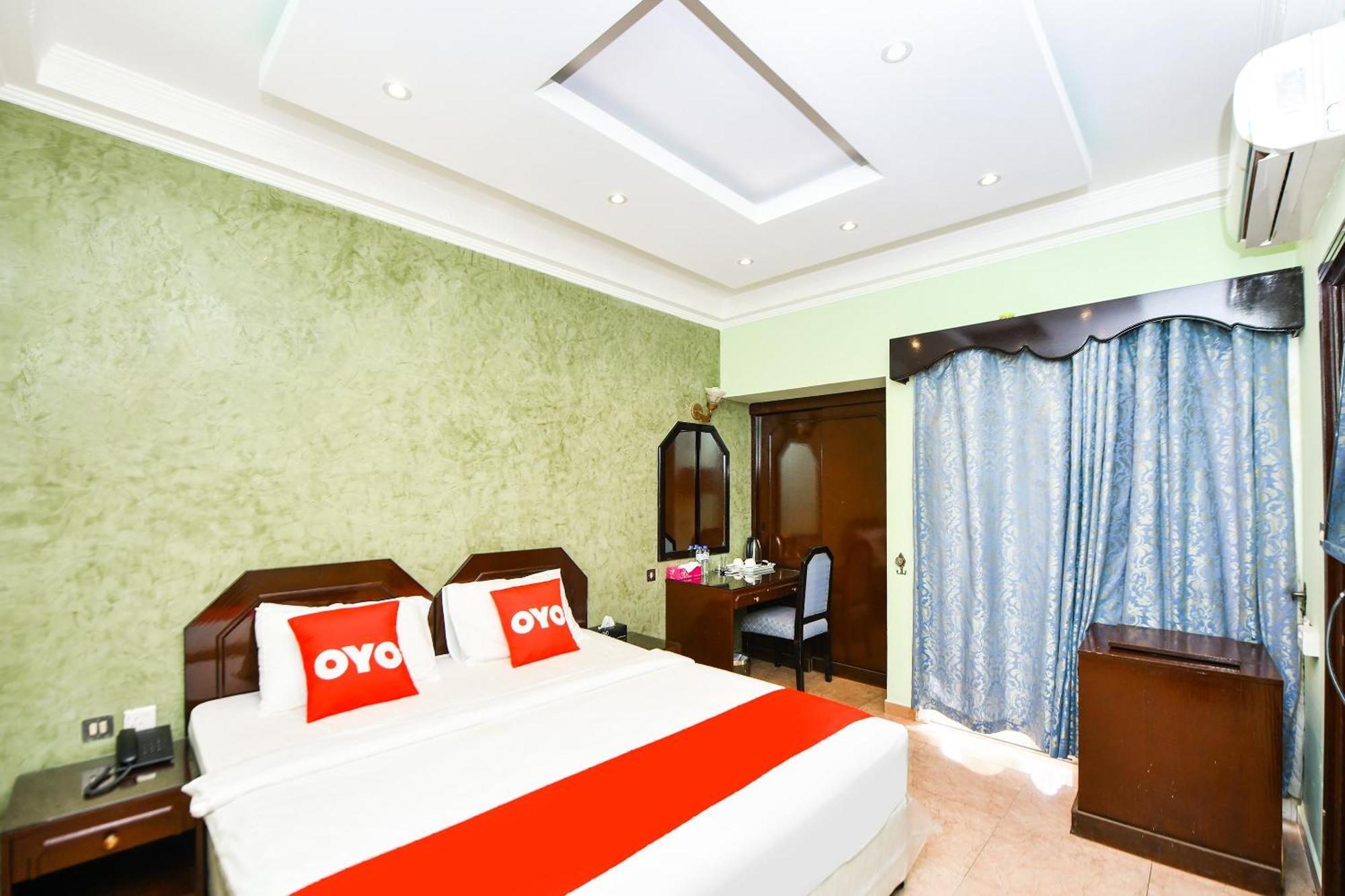 Oyo 137 Marina Hotel Muscat Luaran gambar
